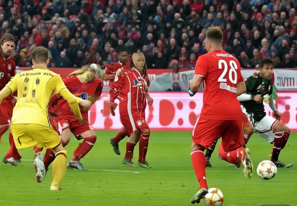 德甲激战：拜仁慕尼黑力克弗赖堡，莱万神助攻新星闪耀(图1)